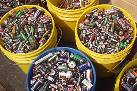 ㊣景德收废弃汽车电池☯正规公司高价收废铅酸电池☯附近回收锂电池